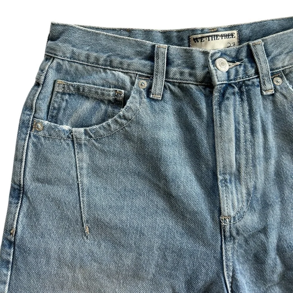 Free People Ghost Town Long Short Raw Hem Mid/High-rise Denim Size 27 NWT